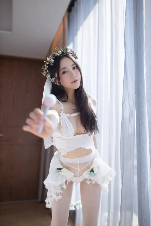鱼子酱Fish《在逃公主》(120P)
