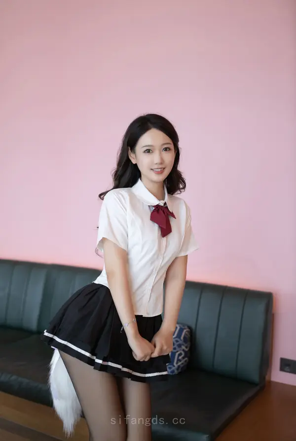 Vol. 9174 唐安琪《私购流出》(91P + 2V)