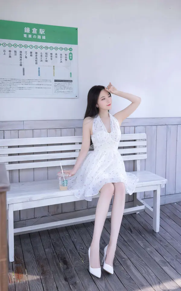 鱼子酱Fish《风吹过想你的车站》(120P)