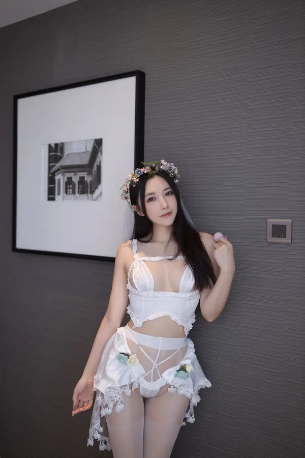 鱼子酱Fish《在逃公主》(120P)