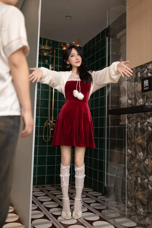 鱼子酱Fish《圣诞快乐2023》(144P)
