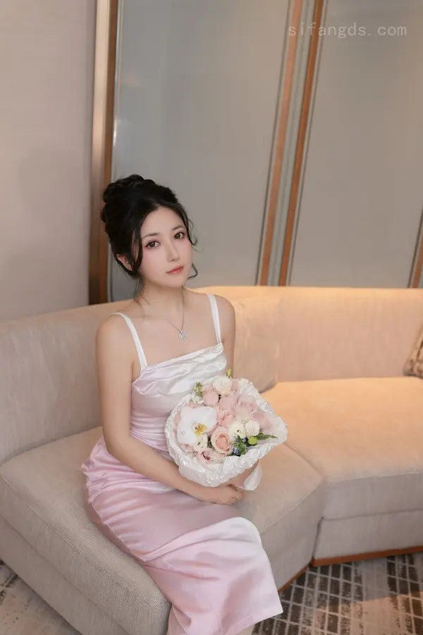 Vol. 9907 鱼子酱Fish《私购流出》(120P)