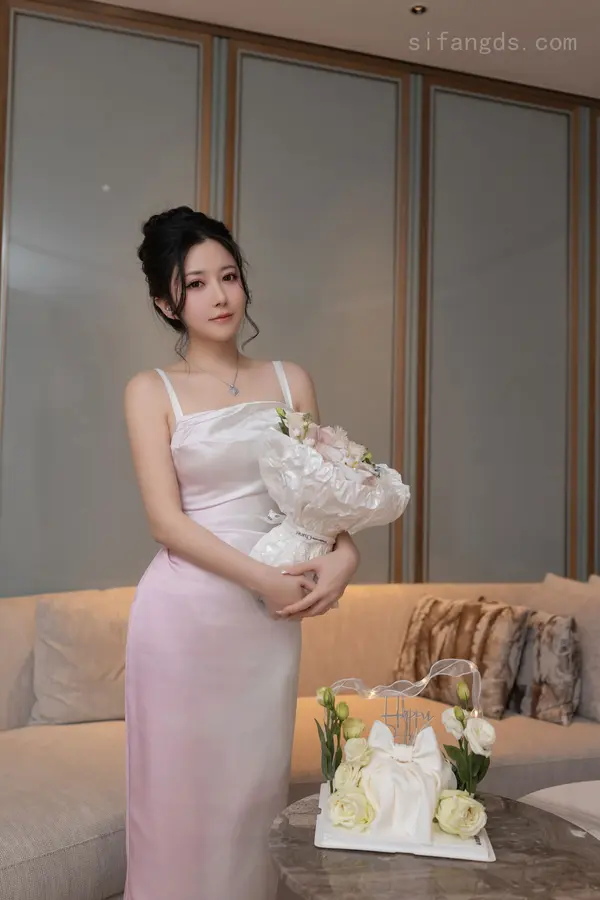 Vol. 9907 鱼子酱Fish《私购流出》(120P)
