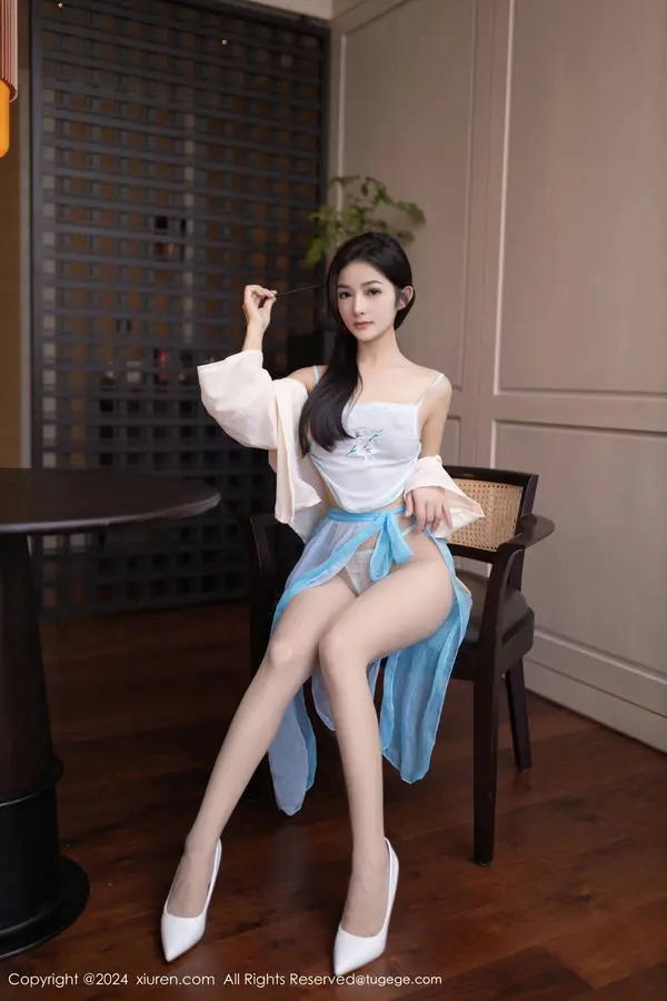 Vol. 08691 谭小灵(81P)