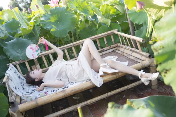 Vol. 10630 陆萱萱《私购流出》(91P)