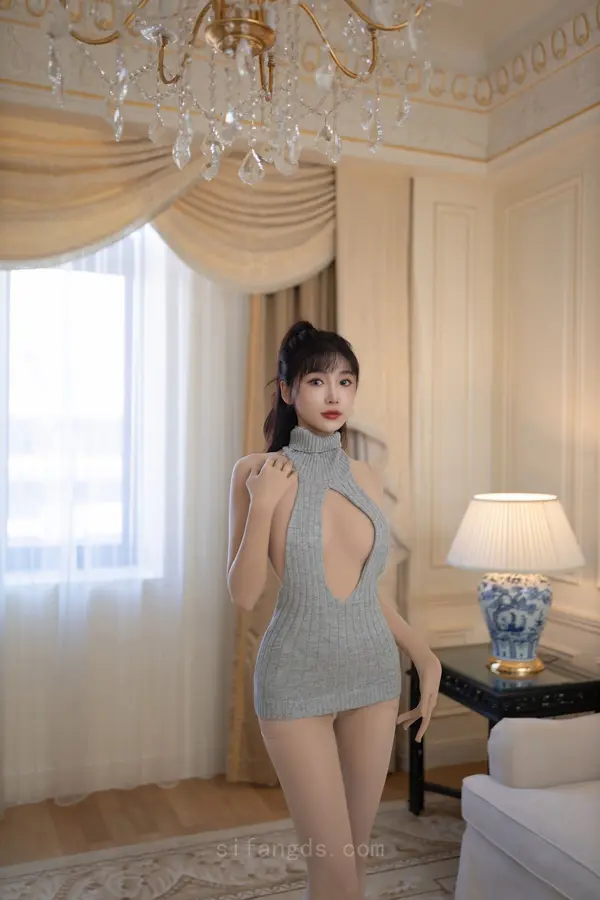 Vol. 9413 陆萱萱《私购流出》(91P + 1V)
