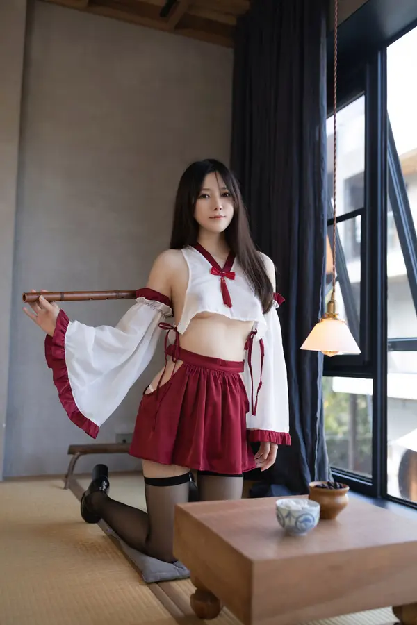 鱼子酱Fish《神社巫女》(120P)